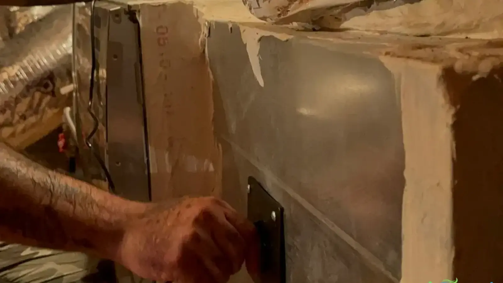 Mold in AC Unit: Causes, Health Risks, and Treatment Options