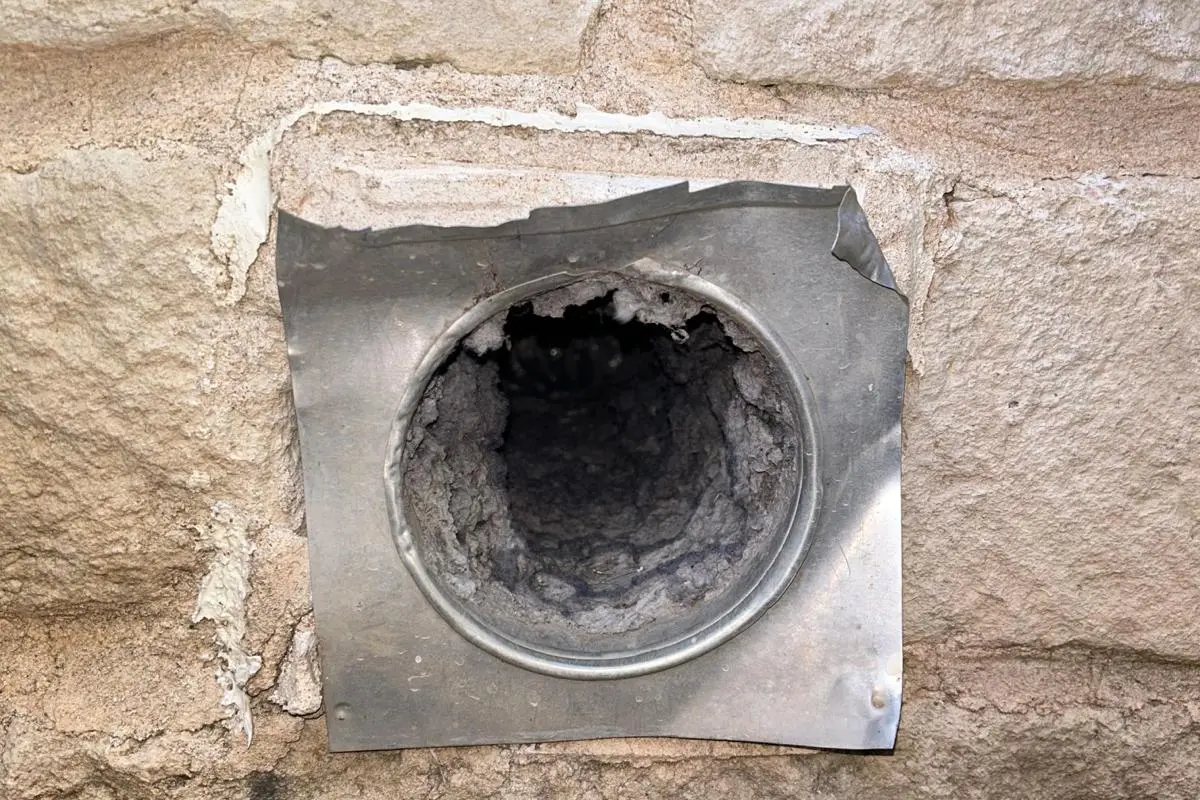6 Warning Signs - Air Central dryer vent service in Austin TX